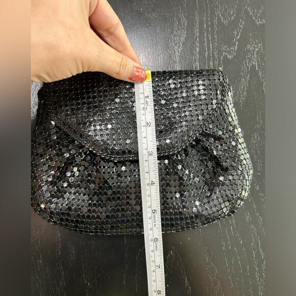 black chain metal mesh link cord body or clutch- VTG mesh- disco date night - Picture 5 of 8